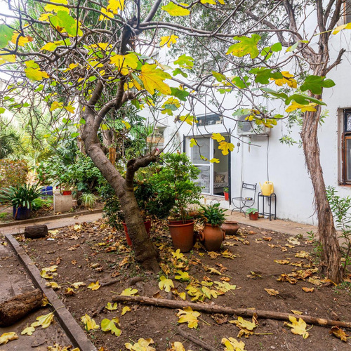 Venta Flores Dto 2 Amb. C/patio