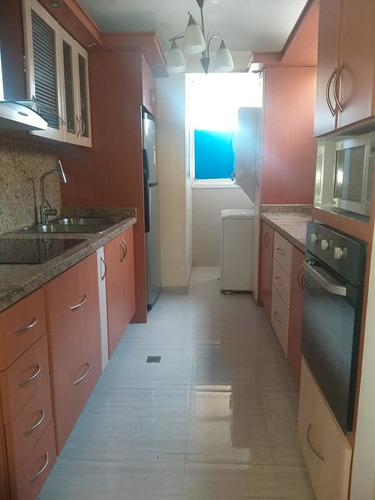 Imagen 8 de 8 de Alquiler Apartamento Amoblado Cr Terrazas Del Roraima