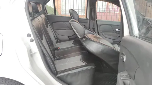 Renault Logan 1.6 Expression / Life +