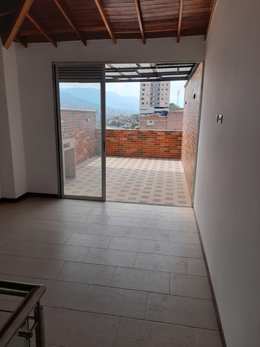 Venta De Apartamento Dúplex Para Estrenar En Las Cabañas, Bello