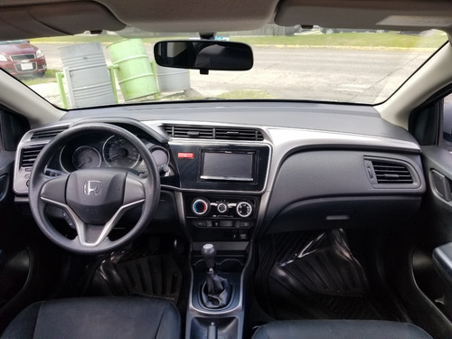 Imagen 8 de 15 de Honda City
