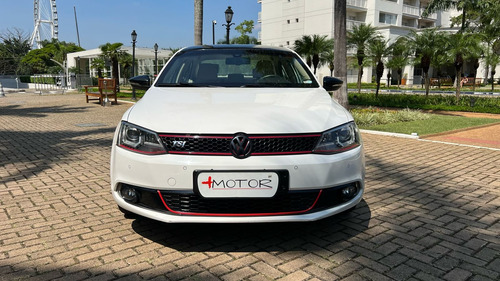 Volkswagen Jetta 2.0 Tsi Highline 4p