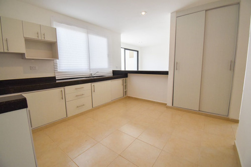 Casa En Venta En Mérida, Privada Andres, Cumbres De Novonorte, Conkal