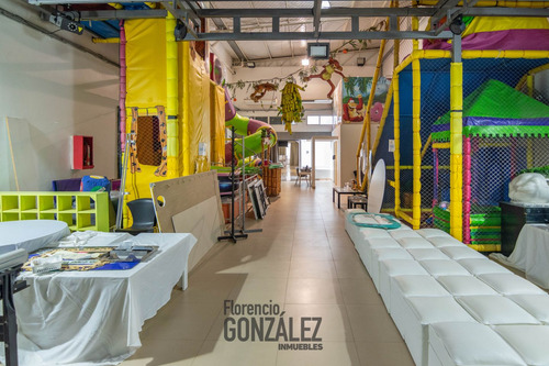 Excelente Local En Liniers, Inmejorable Ubicación
