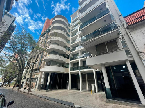 Imagen 2 de 13 de Local En Venta - Rosario