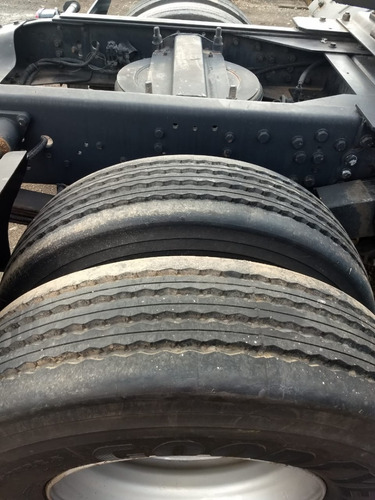 Constellation Vw 25-390 6x2 - Ano 2016