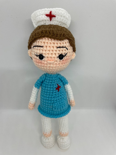 Enfermera Muñeca Tejida A Crochet Peluche Doctora Artesanal