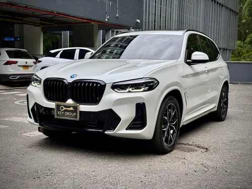 BMW X3 X drive30e ( hibrida)