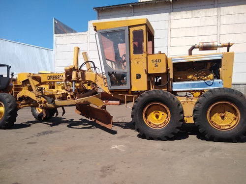 Imagem 3 de 5 de Motoniveladora Huber 140 S