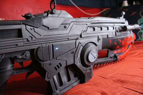 Lancer Gears Of War
