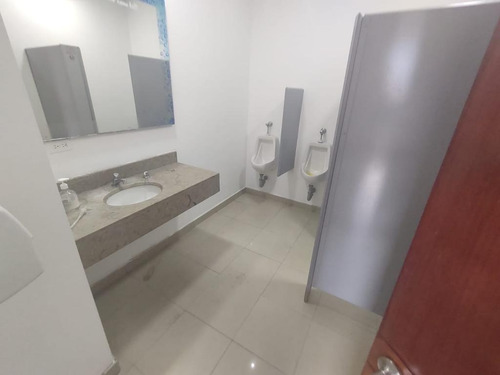 Imagen 15 de 17 de Edificio En Arriendo En Bogotá El Lago. Cod 102337