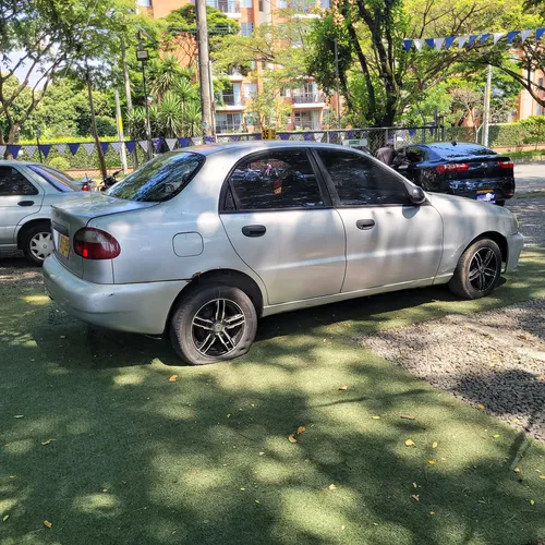 Daewoo Lanos 1.5 Sx 4 p