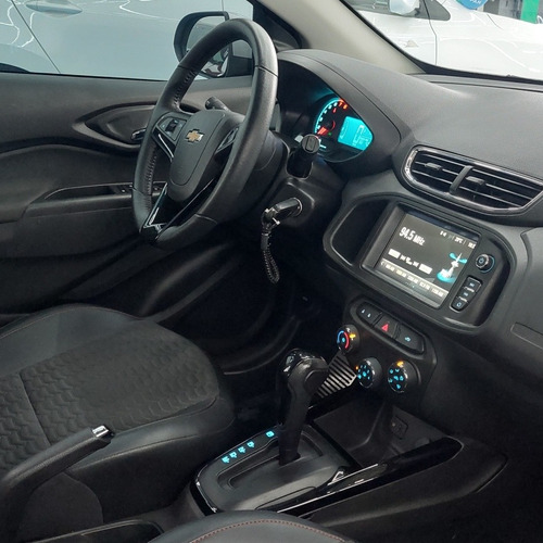 Imagem 8 de 12 de Chevrolet Onix 2017 1.4 Ltz Aut. 5p