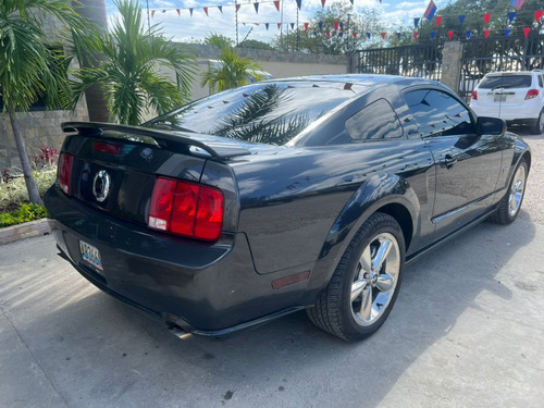 Imagen 3 de 8 de Ford Mustang