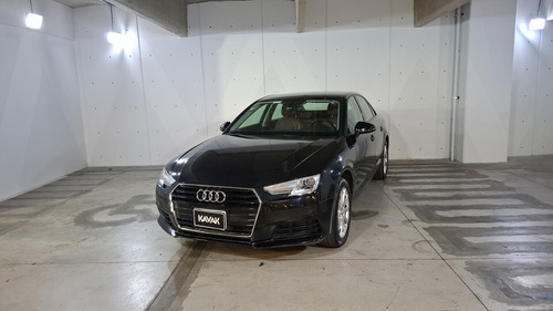 Audi A4 2.0 TFSI DYNAMIC S-TRONIC