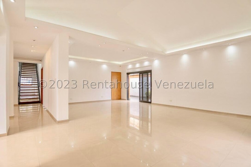 Imagen 2 de 27 de Espectacular Casa Amplia Y Bien Distribuida En Venta Altamira Caracas 23-28229