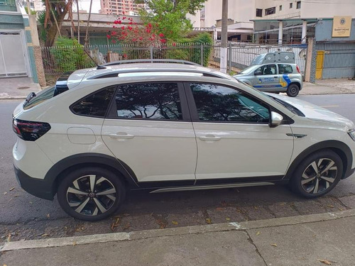 Volkswagen Nivus 1.0 Highline 200 Tsi Aut. 5p