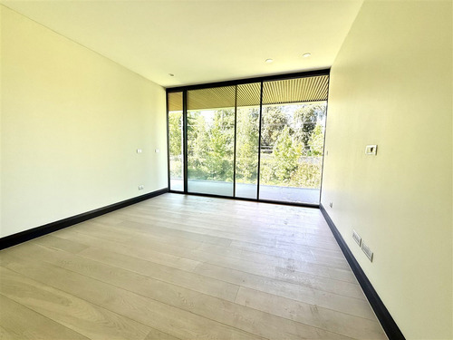 Exclusivo Dpto En Arriendo De 4hab/6b/3e/bod/serv/san Damian