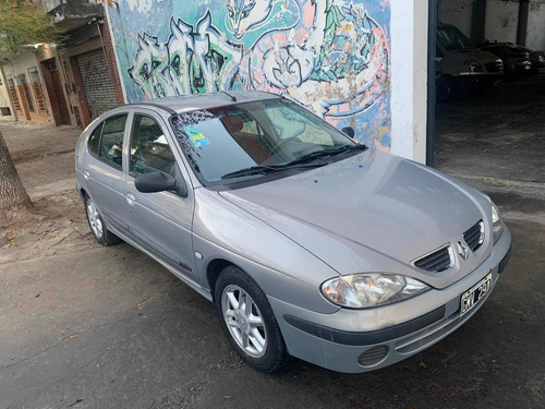 Imagen 2 de 7 de Renault Megane 2007 1.6 Bic Pack Plus