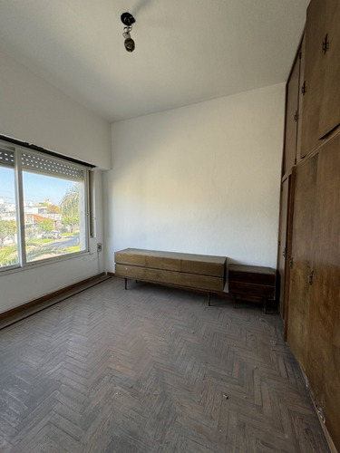 Departamento De 4 Amb Con Cochera Y Fondo Libre - Ramos Mejía Sur
