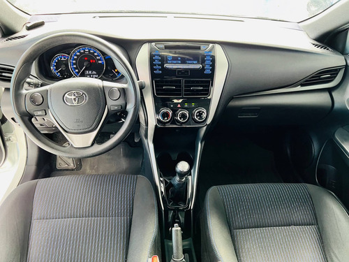 Imagem 10 de 15 de Toyota Yaris 1.3 16v Flex Xl Manual