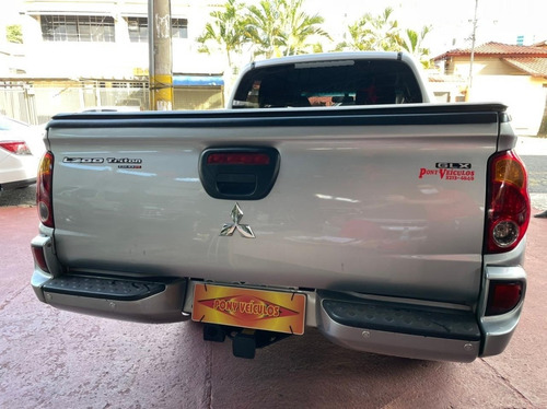 Imagem 12 de 14 de Mitsubishi L200 Triton Glx 3.2 Cd Tb Int.diesel Mec