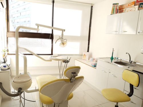 Dentista - Prótesis Dentales - Implantes - Extracciones