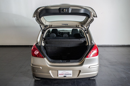 Imagen 14 de 25 de Nissan Tiida 2011 1.8 Visia 5 P Knd