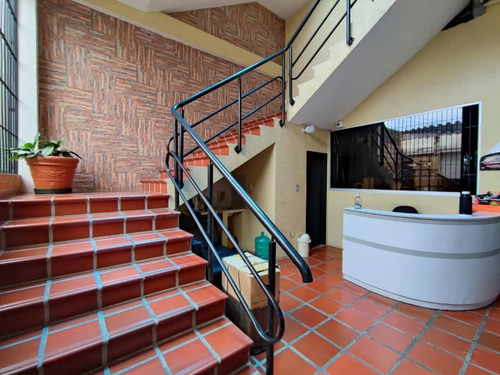 Imagen 9 de 17 de Alquiler Edificio Av Principal De Pueblo Nuevo