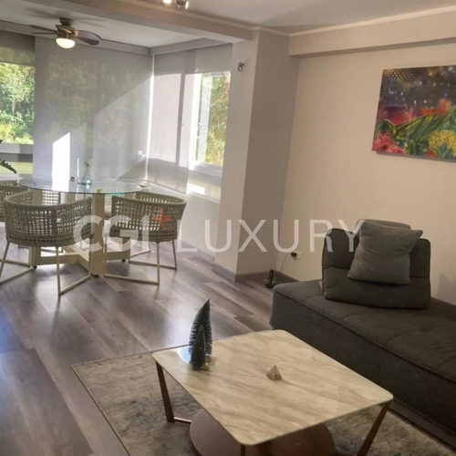 Cgi + Luxury Caracas Ofrece En Venta Apartamento En Los Naranjos Del Cafetal