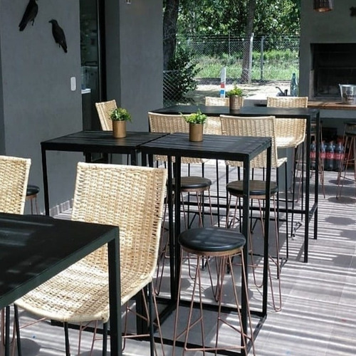 Alquiler Puff Banquetas Altas Sillas Mesas Faroles Sillones