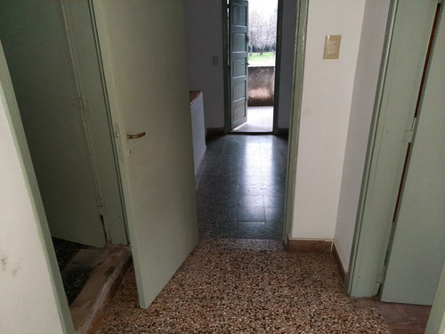 Imagen 16 de 19 de Casa 412 Y 28 3 Dormitorios 2 Baños 2 Cocinas Cochera Parque