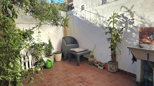Triplex En Venta 3 Ambientes Con Cochera,isidro Casanova.