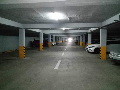 Villasol Cochera Venta Frente Al Carrefour Colón Oportunidad Seguridad 24hs Con Escritura