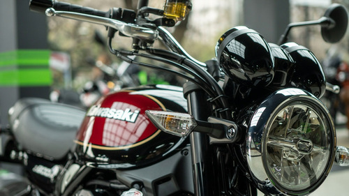 Kawasaki Z900rs (no Bmw Nine T , No Triumph Scrambler)