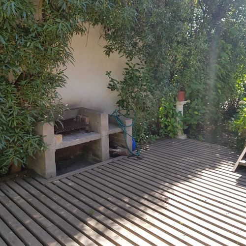 Arriendo Por Noche Acogedora Casa, Con Excelente Ubicación.