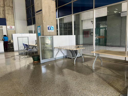 Super Extraordinario Local Comercial En Alquiler Mls 24-20825 Santa Rosalia