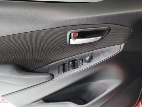 Mazda 2 Touring Sdn 1.5 At