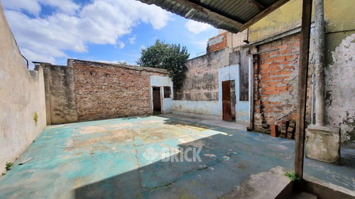 Lote Propio De 8.66x36 Metros En Erezcano Al 2300 - 310 M2 De Lote Hoy 2 Ph S/exp