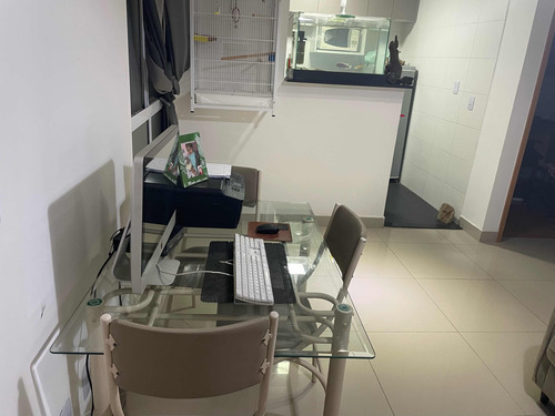 Apartamento 2 Quartos, Banheiro, Sala Ecozinha Planejada.