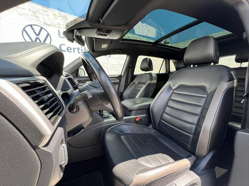 Volkswagen Cross Sport 3.6 R-Line At