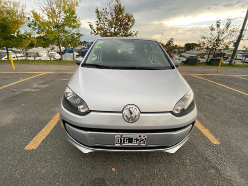 Volkswagen Up! 2015 1.0 Move Up! 75cv 5 P