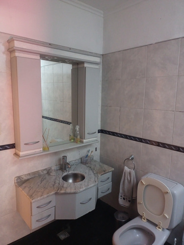 Imagen 10 de 16 de Casa En Venta En Adrogué. Acepta Permutas