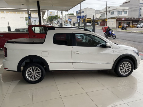 Imagem 3 de 13 de Saveiro Highline 1.6 T. Flex 8v Cd