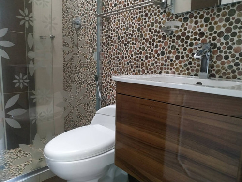 Imagen 14 de 23 de Casa En Venta La Trigaleña Valencia Calle Cerrada Doble Porton Electrico G12m1117