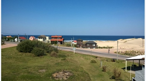 Imagen 2 de 12 de Alquiler Temporario Casa Punta Del Diablo 5 Personas