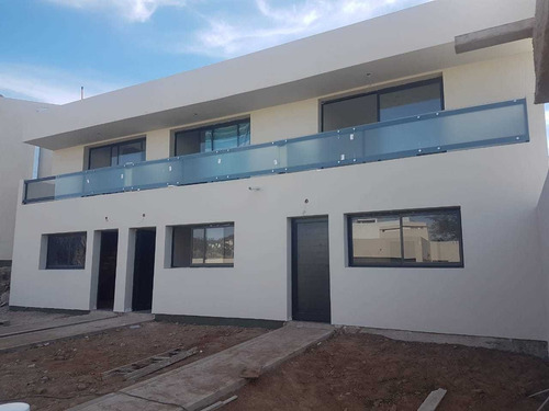 Imagen 2 de 14 de Duplex En Venta Prados Laguna