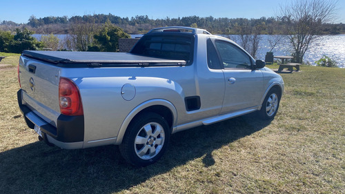 Chevrolet Montana 1.8 Sport