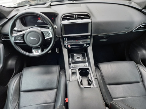 Imagen 10 de 11 de Jaguar F Pace S 2019