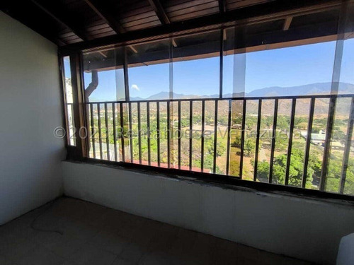 Imagen 11 de 17 de Penthouse En Venta Los Jardines Urb San Jacinto, Maracay 23-20479 Hc